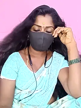 Snapshot of tamilammukuttyy chatting on 10/17/25, 06:49 tamilammukuttyy online show from 10/17/25, 06:49