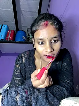 Snapshot of Hot_Mayra_ chatting on 12/15/25, 04:44 Hot Mayra online show from 12/15/25, 04:44