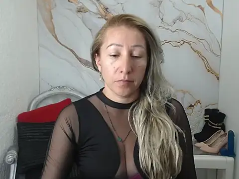 swetchrystal online show from 09/26/25, 09:30