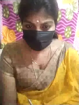 Snapshot of Nithiila chatting on 09/08/25, 02:16 Nithiila online show from 09/08/25, 02:16