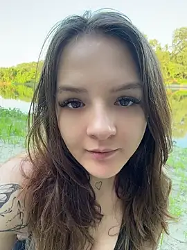 Snapshot of -Meowy- chatting on 06/20/26, 04:43 -Meowy- online show from 06/20/26, 04:43