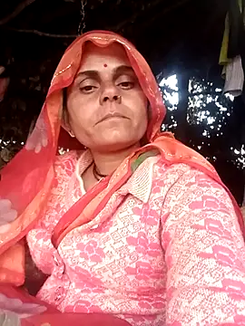 Snapshot of Hot_rachnasexy chatting on 11/28/25, 01:30 Hot rachnasexy online show from 11/28/25, 01:30