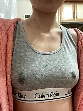 Snapshot of SophieDesire chatting on 09/26/25, 10:36 SophieDesire online show from 09/26/25, 10:36