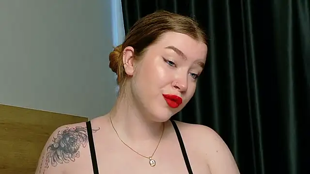 Rebecca Lace online show from 10/03/25, 03:47