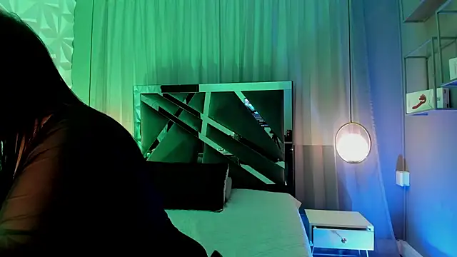 MAGIC TESSA online show from 12/04/25, 07:55