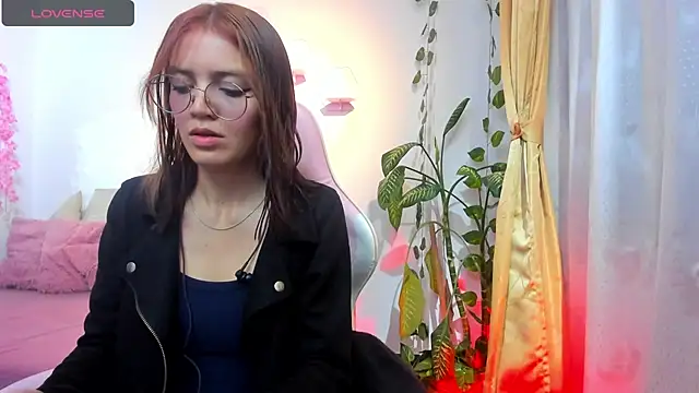 Jade22   online show from 09/11/25, 12:49