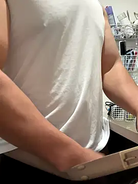 Snapshot of sukebegorilla chatting on 11/23/25, 02:00 sukebegorilla online show from 11/23/25, 02:00