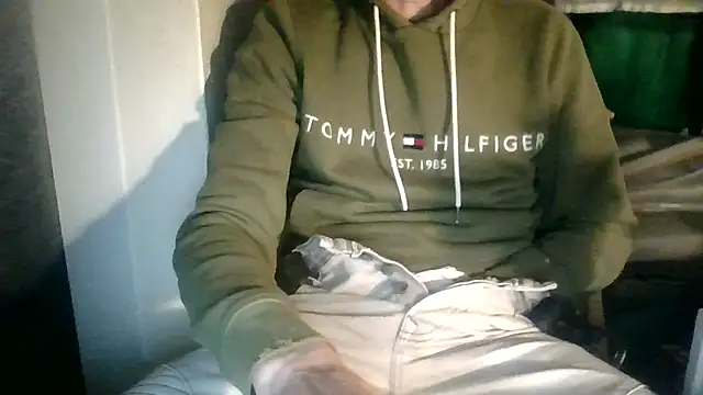 Snapshot of juju78jujuu chatting on 10/15/25, 05:57 juju78jujuu online show from 10/15/25, 05:57