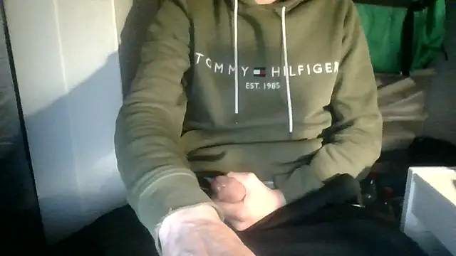 Snapshot of juju78jujuu chatting on 10/18/25, 05:43 juju78jujuu online show from 10/18/25, 05:43