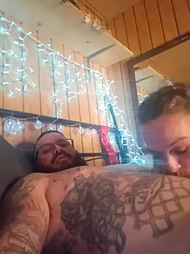 Snapshot of Dirty_D187 chatting on 09/16/25, 06:36 Dirty D187 online show from 09/16/25, 06:36