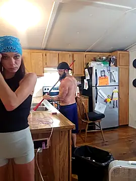 Snapshot of Dirty_D187 chatting on 10/03/25, 06:05 Dirty D187 online show from 10/03/25, 06:05