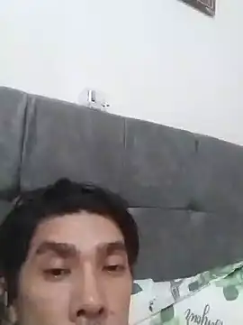 Snapshot of Shawnzinho chatting on 11/28/25, 03:36 Shawnzinho online show from 11/28/25, 03:36