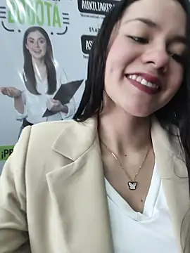 CHARLOTTE  05 online show from 12/01/25, 12:10