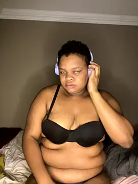 MamoM24 online show from 09/20/25, 10:49