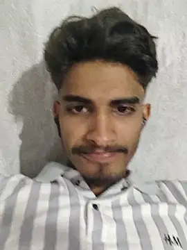 Snapshot of jitendra5834 chatting on 12/18/25, 03:18 jitendra5834 online show from 12/18/25, 03:18