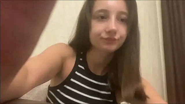 Cutie Emilia online show from 09/11/25, 12:16