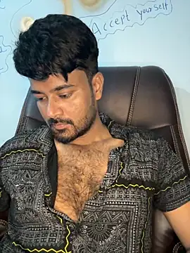 MeekBatgirl online show from 10/04/25, 05:22