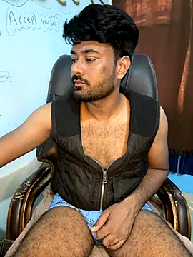 Snapshot of MeekBatgirl chatting on 11/09/25, 07:28 MeekBatgirl online show from 11/09/25, 07:28