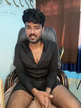 Snapshot of MeekBatgirl chatting on 11/10/25, 07:40 MeekBatgirl online show from 11/10/25, 07:40