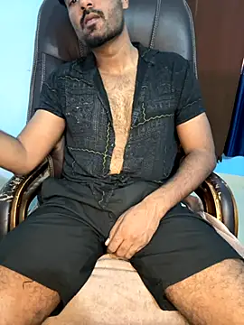 Snapshot of MeekBatgirl chatting on 11/29/25, 11:02 MeekBatgirl online show from 11/29/25, 11:02