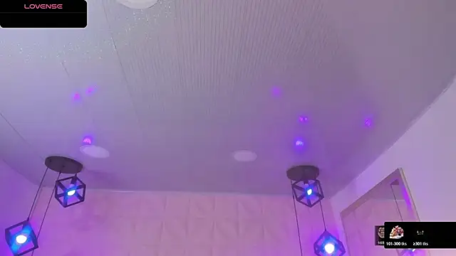 AnaVelvett online show from 10/28/25, 07:27