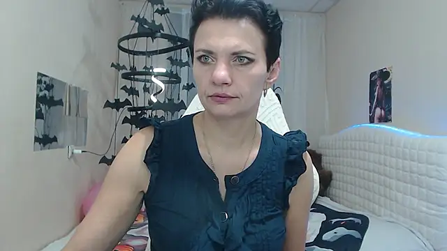 Snapshot of AvaSaturnian chatting on 11/04/25, 07:18 AvaSaturnian online show from 11/04/25, 07:18