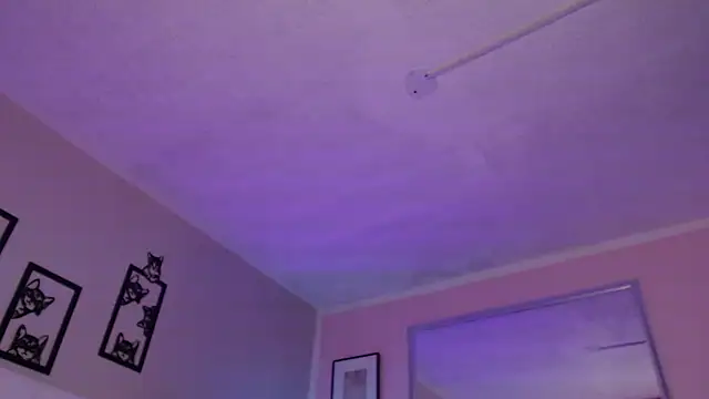 Snapshot of naty_luvinn chatting on 09/30/25, 12:32 naty luvinn online show from 09/30/25, 12:32