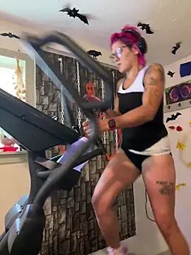 Snapshot of kinkycanner chatting on 10/27/25, 06:56 kinkycanner online show from 10/27/25, 06:56