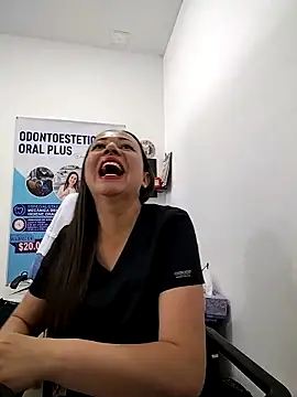 Madisson-04  online show from 11/12/25, 03:34