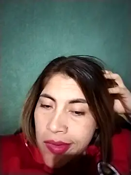 Camila latina 0 online show from 10/13/25, 01:16