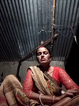 Snapshot of Jalebi_bay chatting on 10/05/25, 04:49 Jalebi bay online show from 10/05/25, 04:49