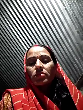 Snapshot of Jalebi_bay chatting on 10/13/25, 05:18 Jalebi bay online show from 10/13/25, 05:18