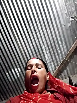 Snapshot of Jalebi_bay chatting on 10/18/25, 03:24 Jalebi bay online show from 10/18/25, 03:24