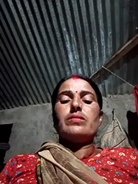 Snapshot of Jalebi_bay chatting on 10/21/25, 01:45 Jalebi bay online show from 10/21/25, 01:45