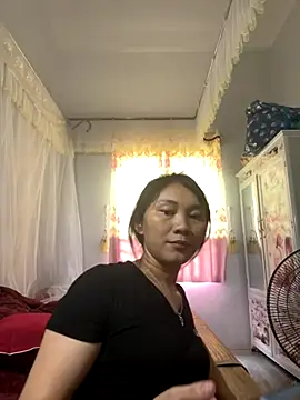 Almond-cute online show from 09/09/25, 06:13