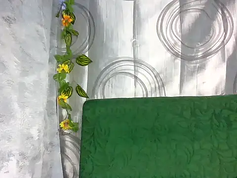 Snapshot of angel_ofgod chatting on 10/13/25, 06:35 angel ofgod online show from 10/13/25, 06:35