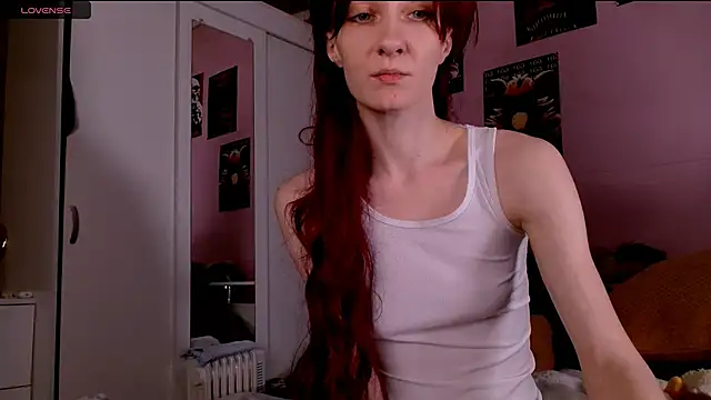 Snapshot of ariana_greys chatting on 11/13/25, 06:34 ariana greys online show from 11/13/25, 06:34