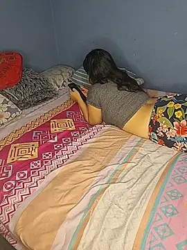 Snapshot of badlove42 chatting on 11/30/25, 04:49 badlove42 online show from 11/30/25, 04:49