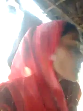 Snapshot of H_seema chatting on 10/27/25, 02:37 H seema online show from 10/27/25, 02:37