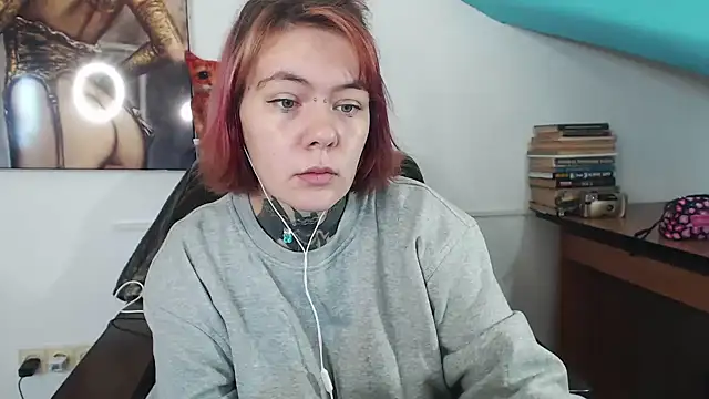 The ICE woman online show from 09/10/25, 02:22