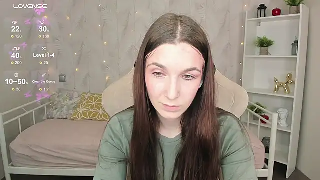 Miss   Eva online show from 09/11/25, 12:11