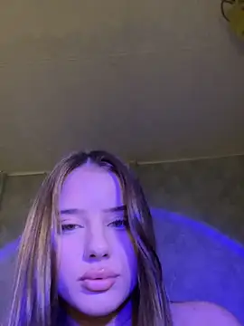 Snapshot of Immy_Megan chatting on 09/12/25, 07:47 Immy Megan online show from 09/12/25, 07:47