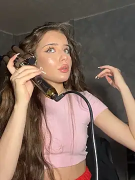 Snapshot of Immy_Megan chatting on 10/04/25, 05:11 Immy Megan online show from 10/04/25, 05:11