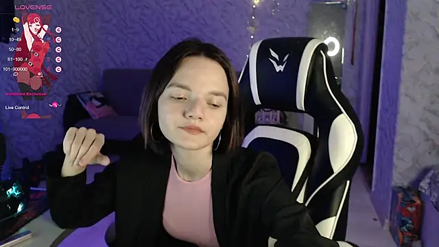 Snapshot of Kitti_study chatting on 10/07/25, 10:34 Kitti study online show from 10/07/25, 10:34