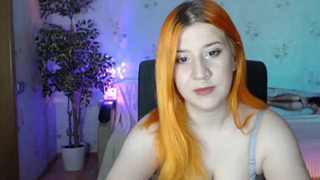 Snapshot of FunnySheila chatting on 11/13/25, 04:50 FunnySheila online show from 11/13/25, 04:50