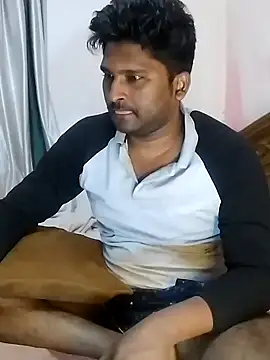 Snapshot of milkyseduce chatting on 10/08/25, 12:47 milkyseduce online show from 10/08/25, 12:47