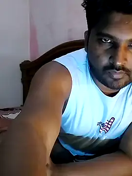 Snapshot of milkyseduce chatting on 10/18/25, 01:01 milkyseduce online show from 10/18/25, 01:01