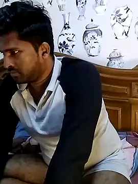 Snapshot of milkyseduce chatting on 10/24/25, 06:10 milkyseduce online show from 10/24/25, 06:10