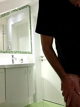 Oldmenhot66 online show from 09/25/25, 04:49