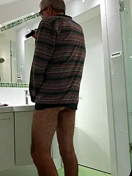 Oldmenhot66 online show from 10/09/25, 04:54